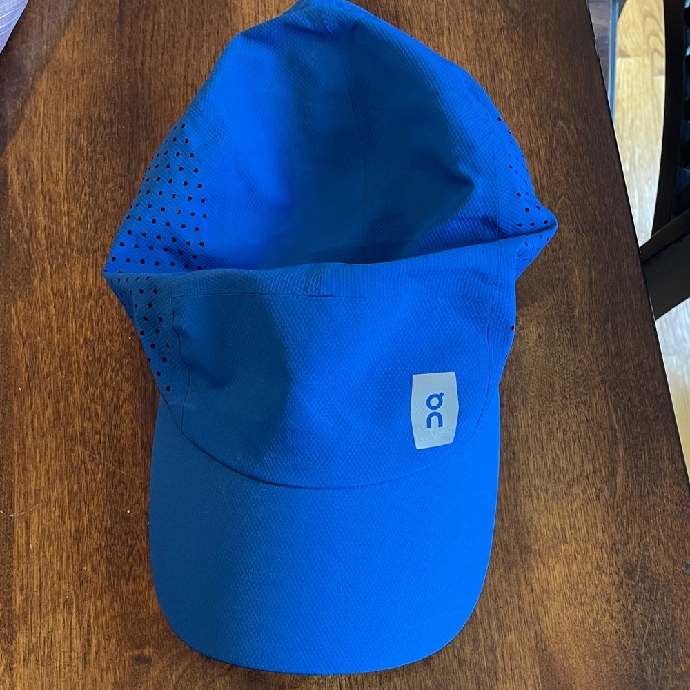 On Running Blue Performance Running Cap